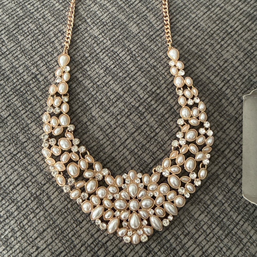 Avon Statement Necklace